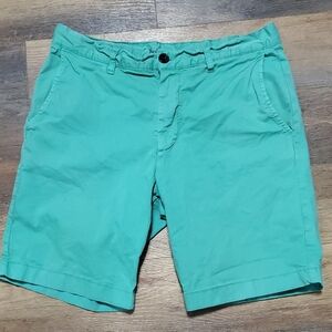 Boden Green Flat Front Chino Shorts